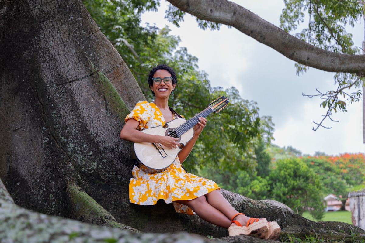 Fabiola M\u00e9ndez: Flora Campesina