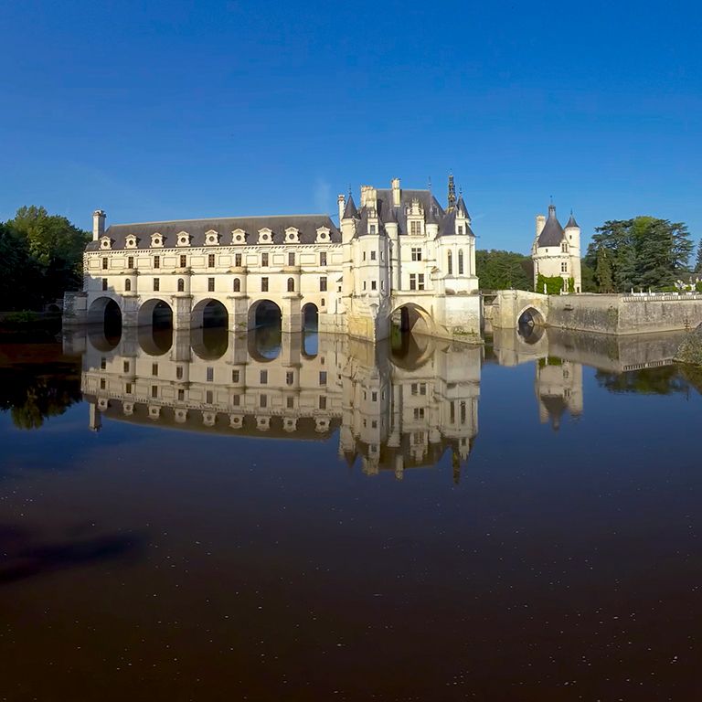 FlyView : Le Survol de la France en r\u00e9alit\u00e9 virtuelle