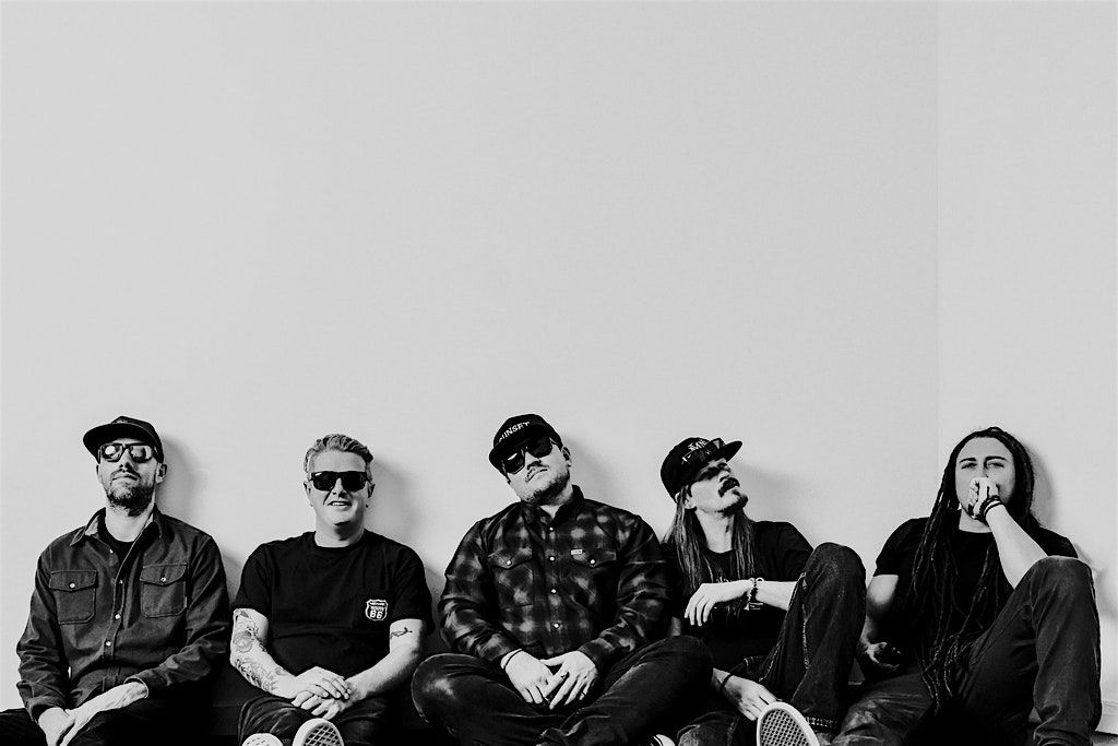 The Elovaters w\/ special guest Veni Sun @ The Ocean Mist