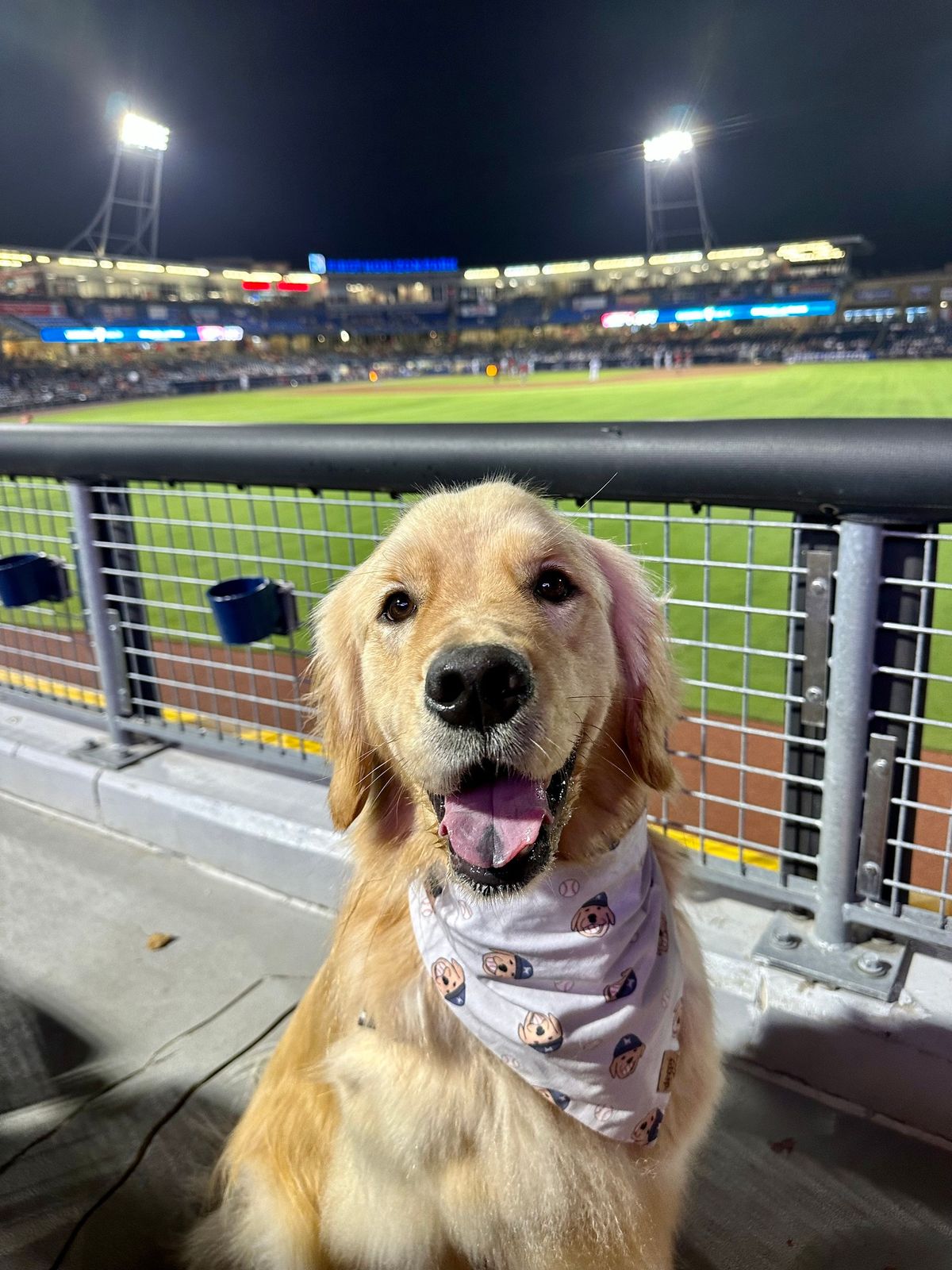 Pearl Throws The First Pitch in Nashville! 