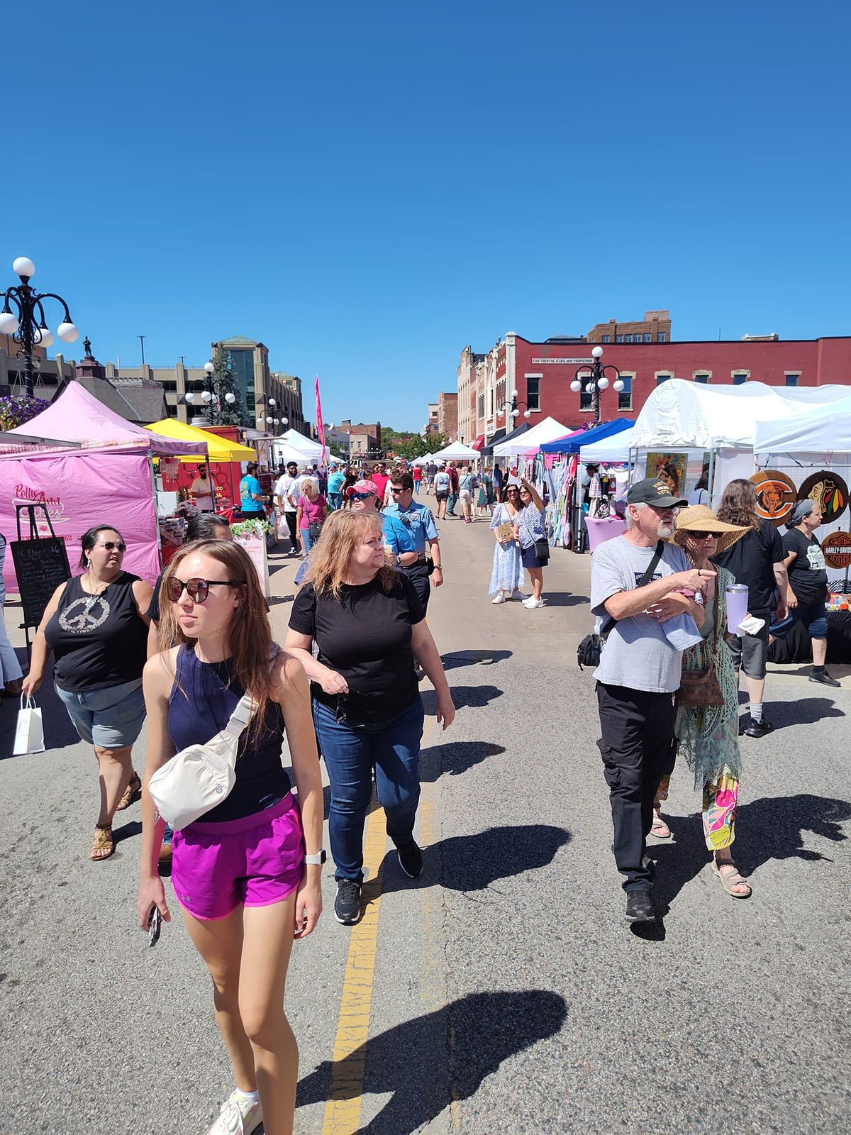 Alley Art Festival AURORA 2025