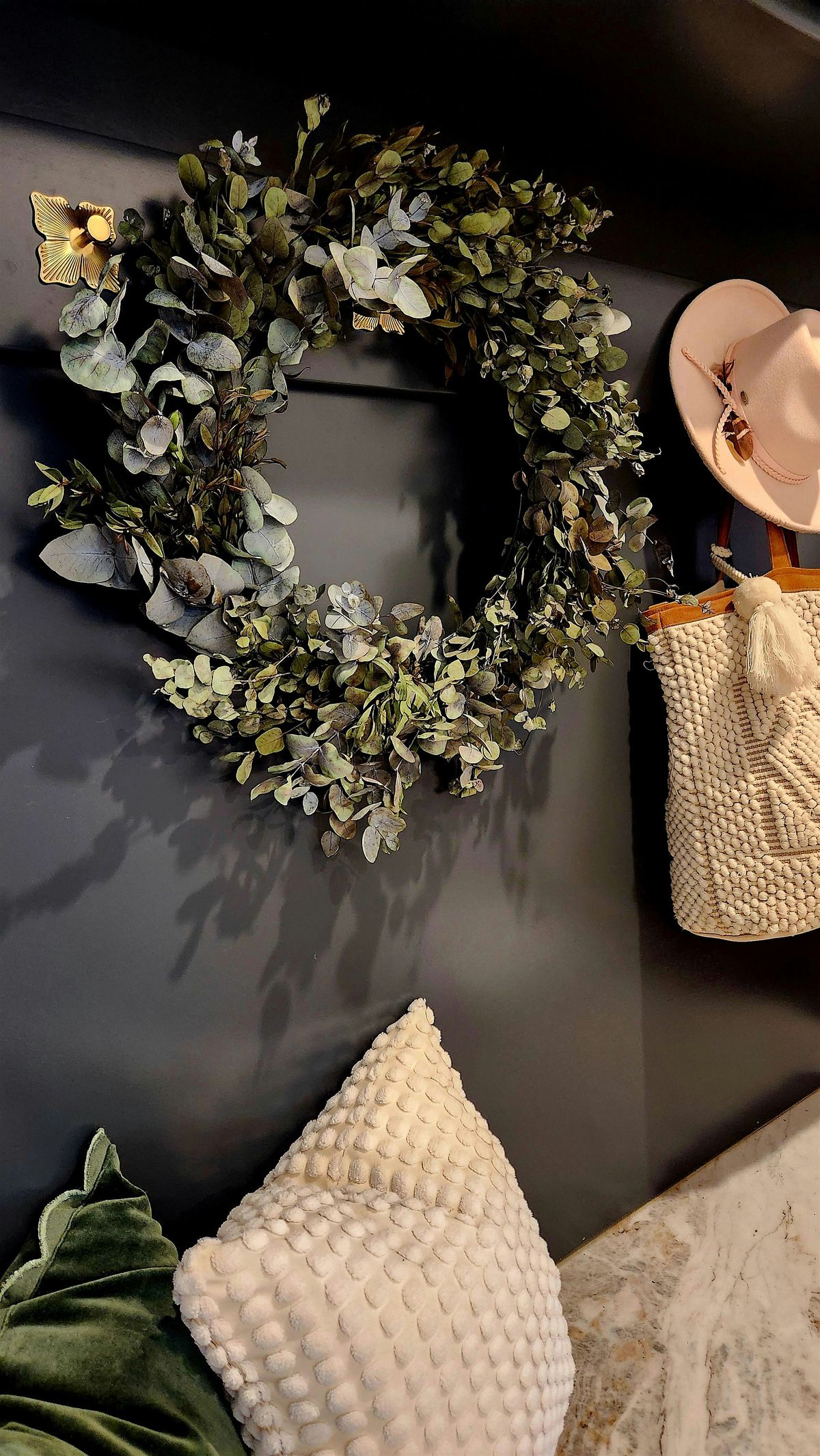 Meet and Make: Preserved Eucalyptus Wreath