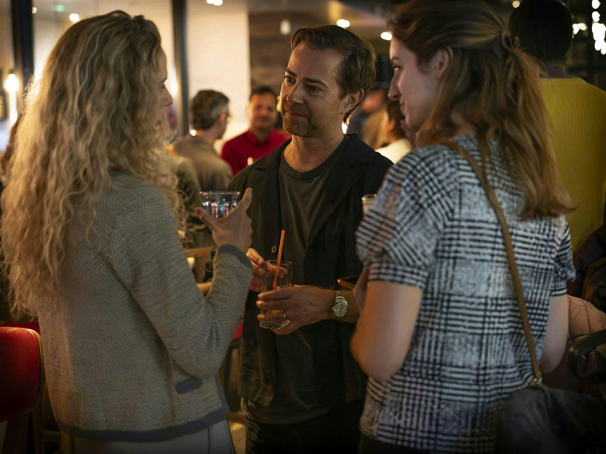 Xmas Business and Startups Social Networking Event with Elevator Pitch