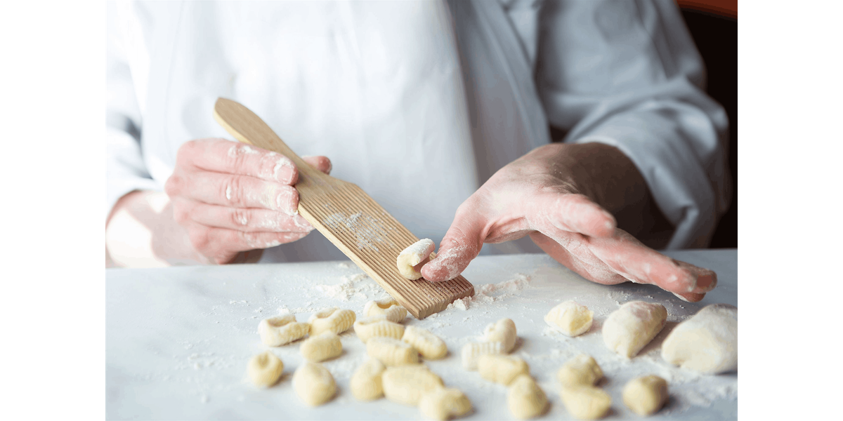 Make Epic Pesto Gnocchi With Chef Rachel - Pasta Making Cooking Class in Philadelphia | Classpop!\u2122