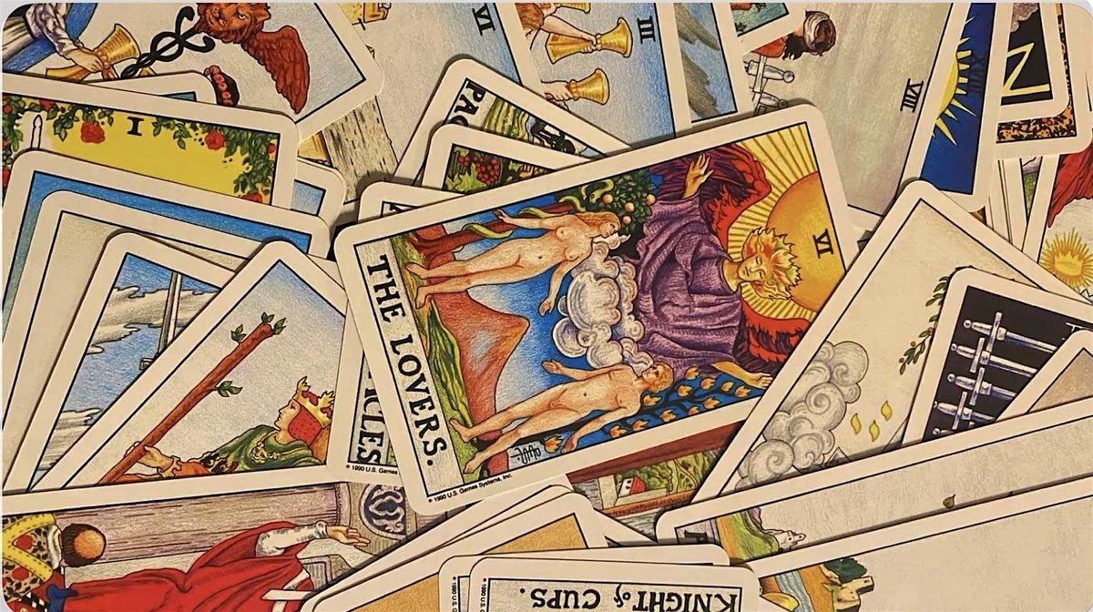 Cut Up Club: Tarot & Collage Workshop