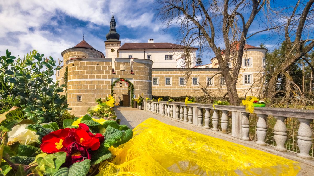 Ostermarkt "Fr\u00fchlingserwachen auf Schloss Weinberg" 2025