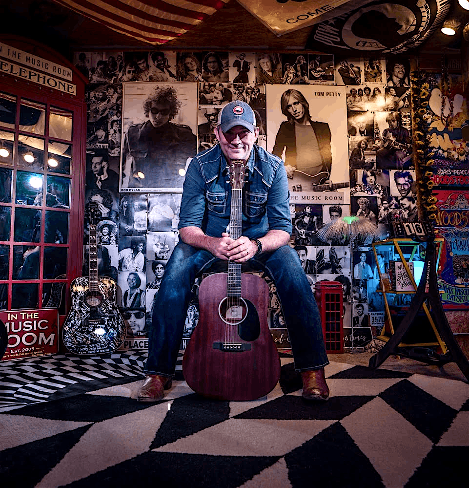 "House Party" - Scott Sean White in concert!