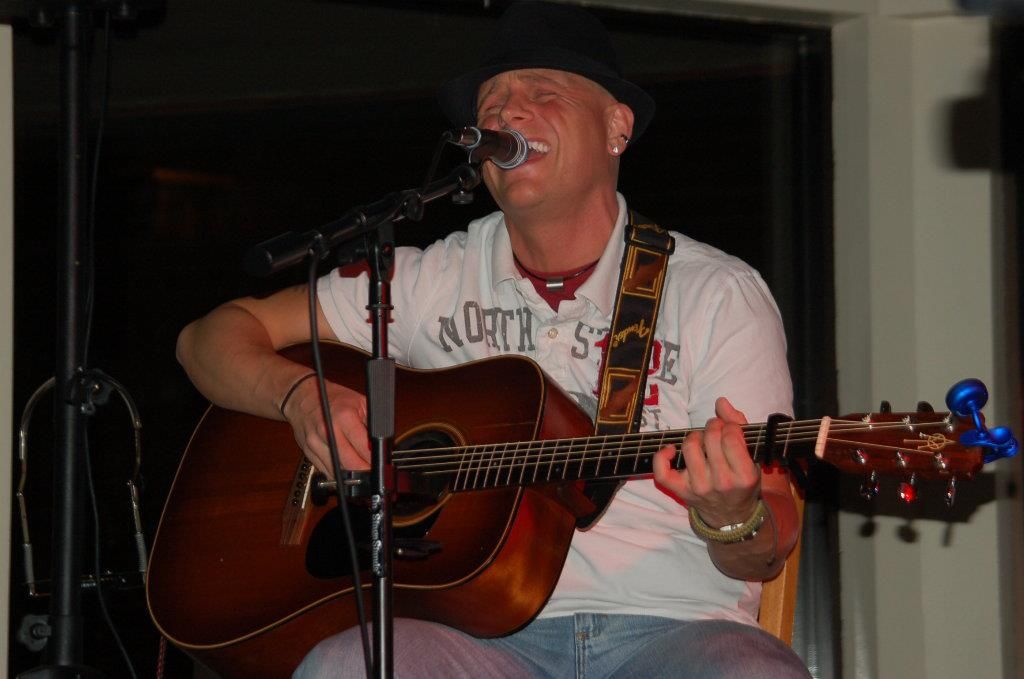 Steven John Rindt @ The Leine Lodge