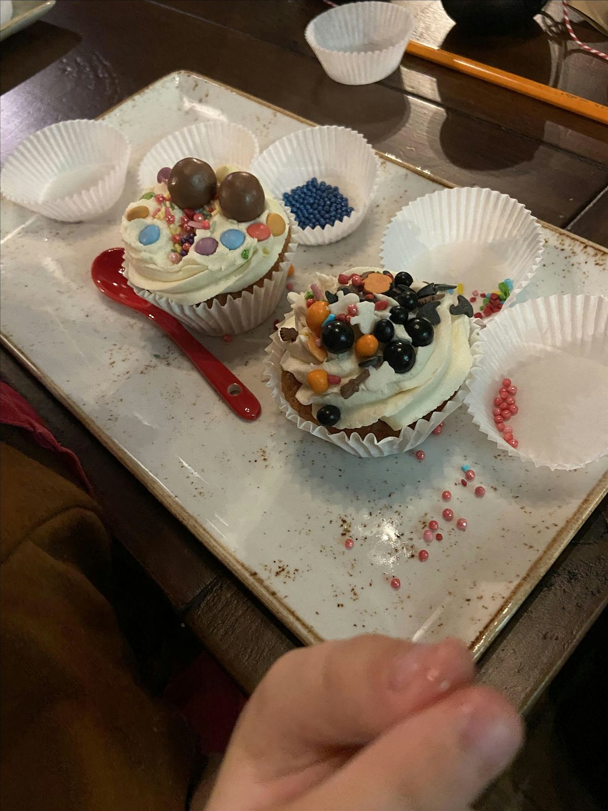 Creepy Cupcake decorating
