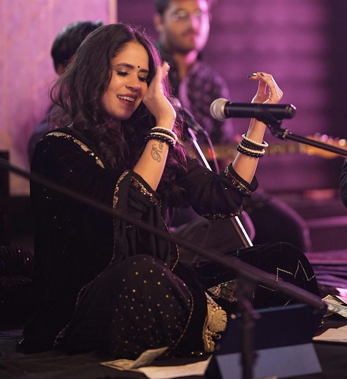 JAAM-E-MEHFIL