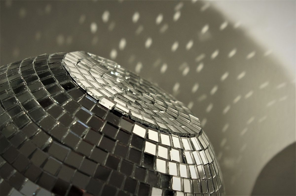 Drop-in: DIY Disco Ball (All Ages Craft Event)