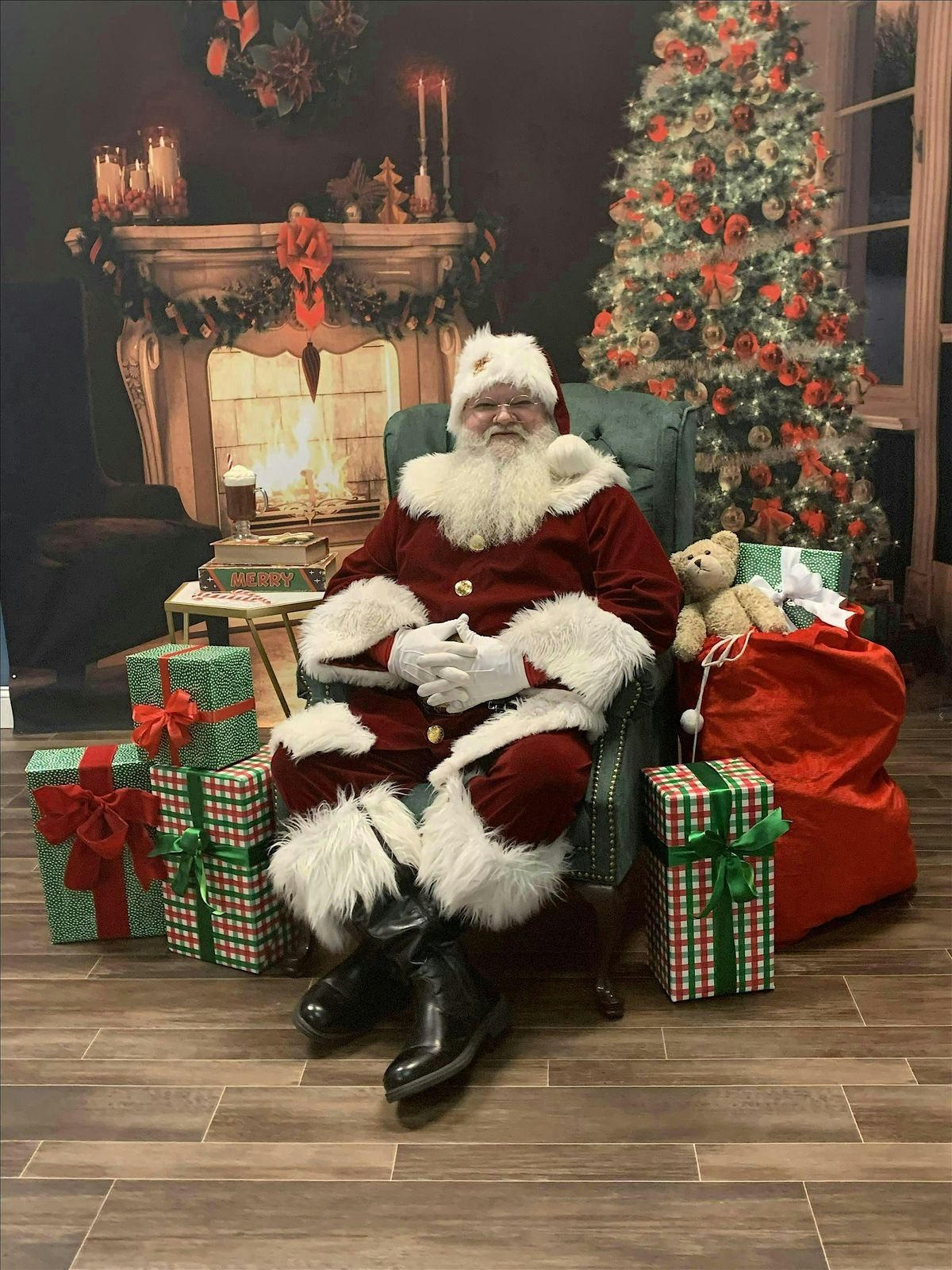 Holiday Photo Experience & Pumpkin Pie Thank You.