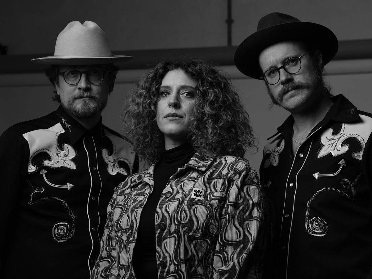 Lauren Housley & The Northern Cowboys \/ Gullivers, Manchester \/ Thu 22 May