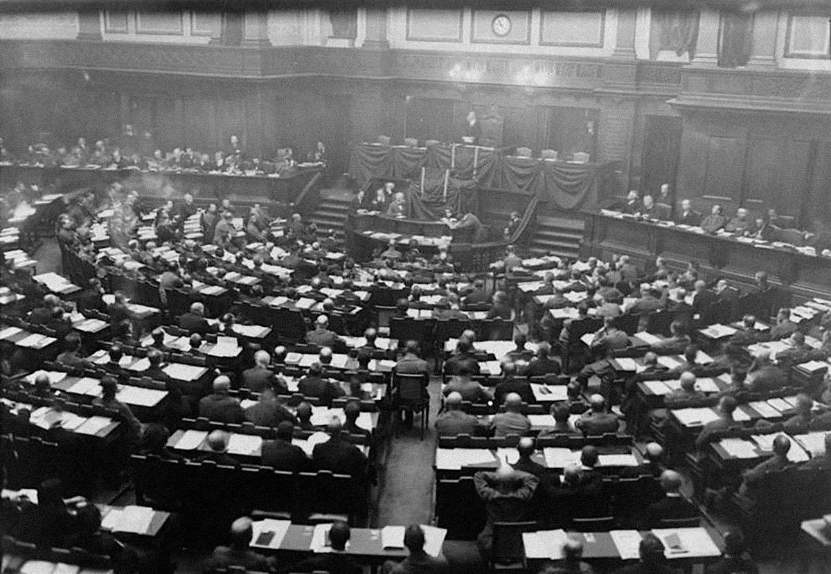 The Future of Revolution: Jasper Bernes with M. E. O\u2019Brien