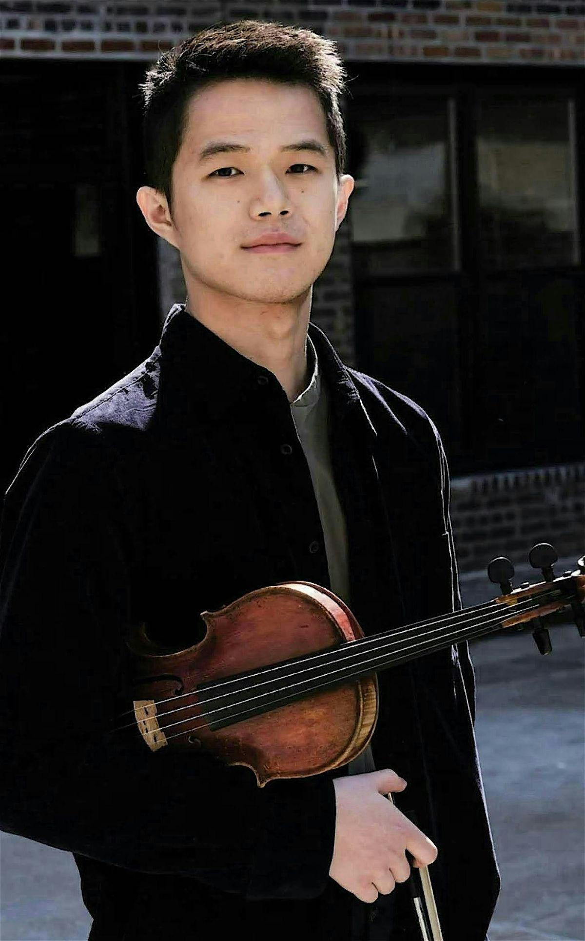 Island Symphony Bach Festival featuring  world acclaimed violinist Lun Li