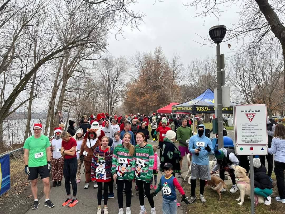 Santa Paws Fun Run