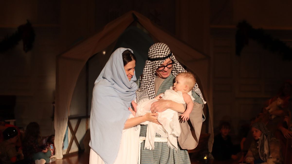 4pm Christmas Eve Worship - The Christmas Story