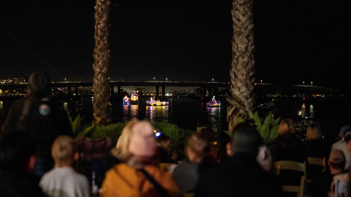 Mission Bay Parade of Lights Viewing 