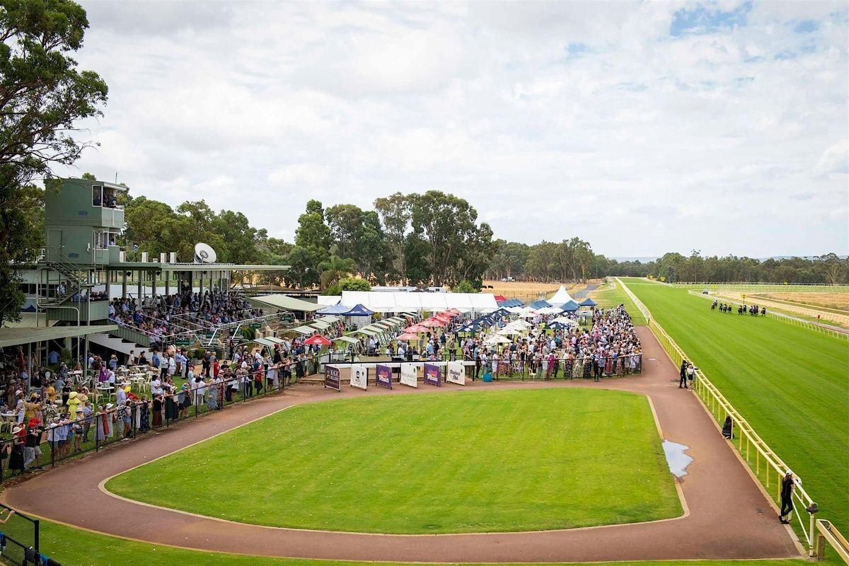 $100,000 BOXING DAY SPRINT RACING - FESTIVE RACE CARNIVAL