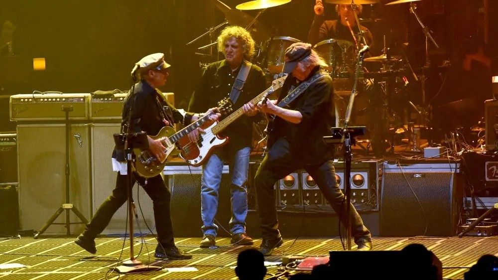 Neil Young & Crazy Horse