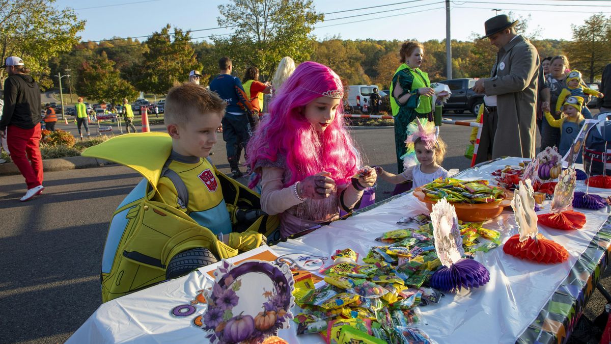 Y-12 Trunk or Treat