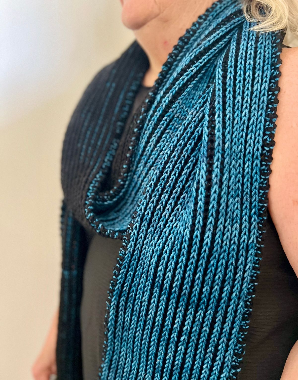 Brioche scarf - mastering brioche flat knitting 