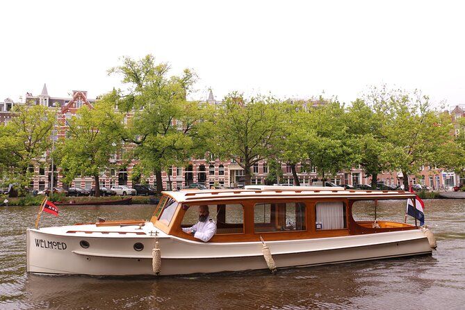 Amsterdam: Private Champagne Cruise