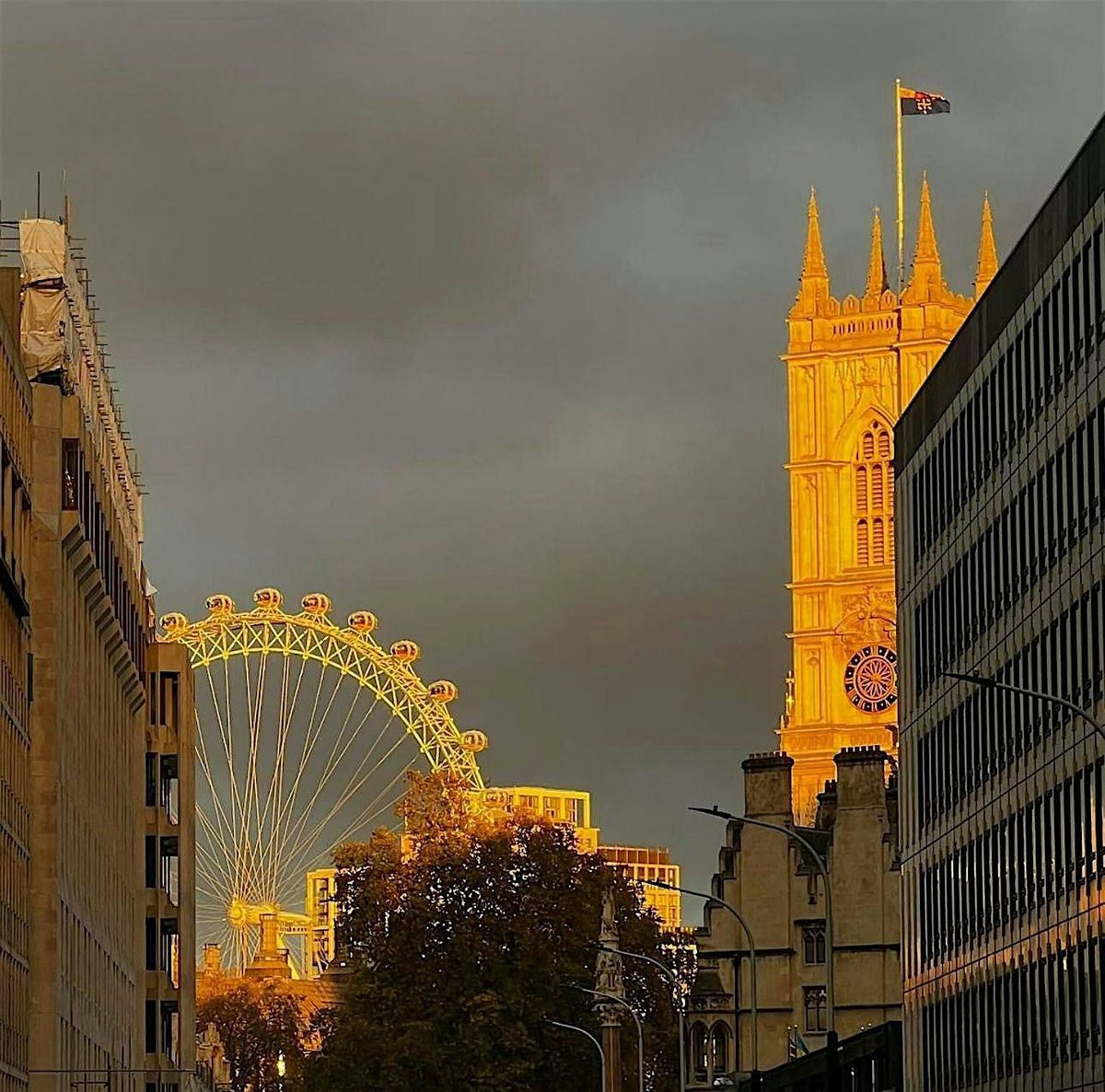 Christmas Day  Tour in London: A Relaxed walk of Iconic Landmarks