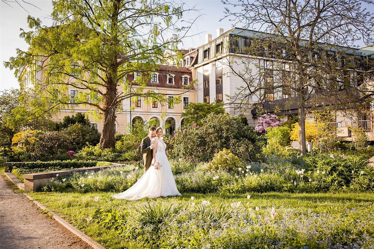Bellevue Wedding Day