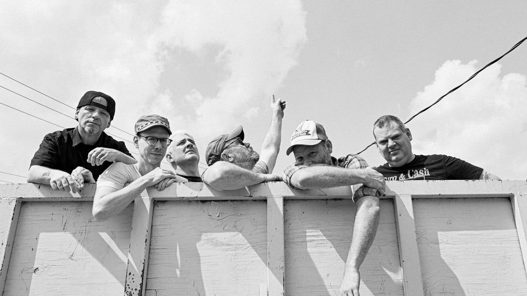 Bear vs Shark + Signals Midwest + Eck!