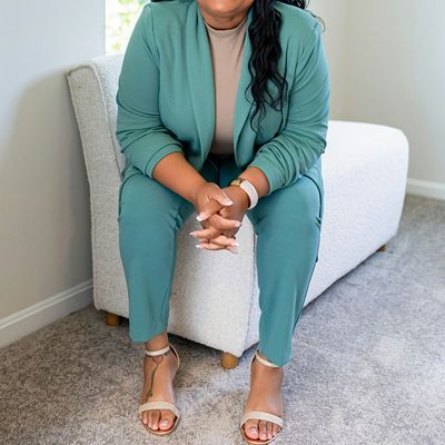 Tarea Washington- Realtor- United Real Estate