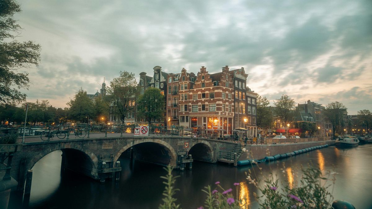 Jordaan and Canals Walking Tour