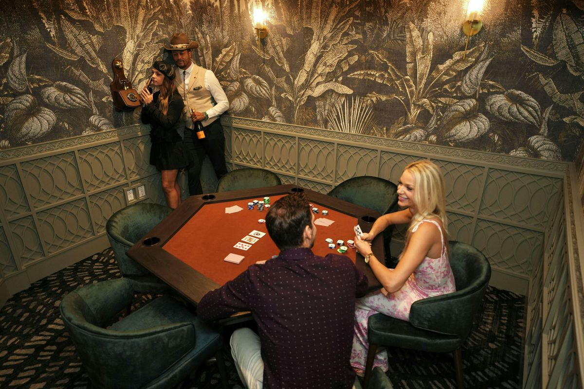 Halloween Speakeasy Poker Experience