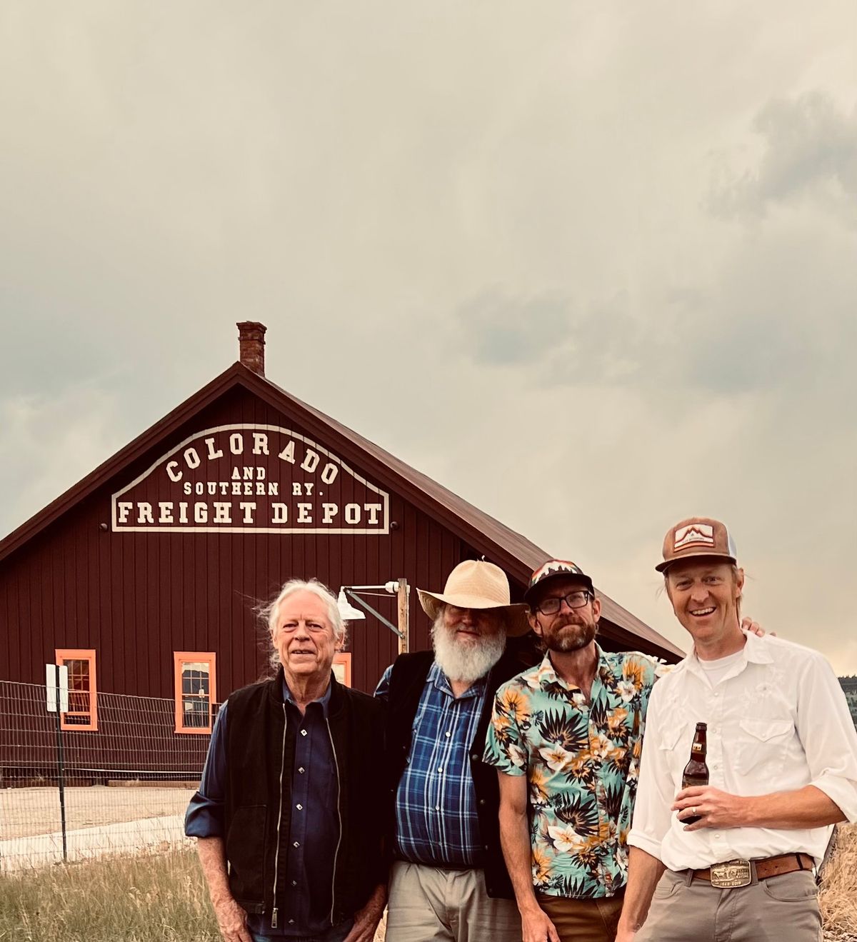 Get to the High Side! for live Honkytonk music with The Smelted Hearts Trio!