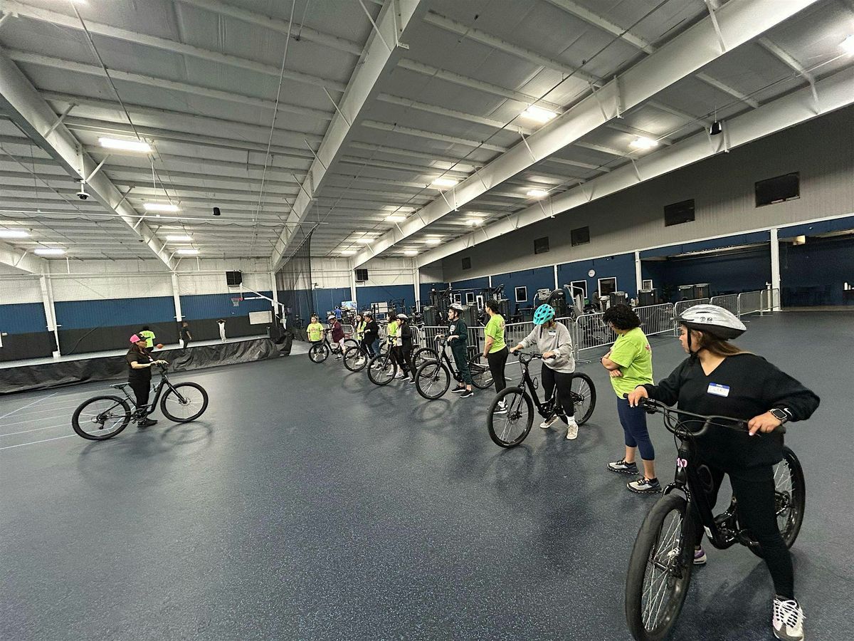 Latinas en Bici - \u00a1Bici Escuela Para Mujeres! | Bike School for Women!