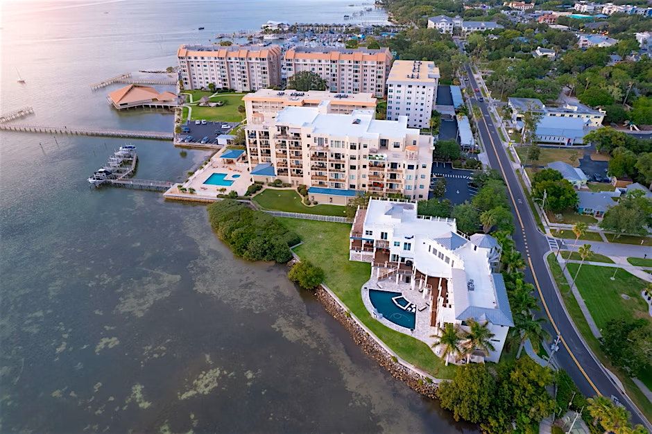 A Date Night Adventure! - Delightful Dunedin Stroll