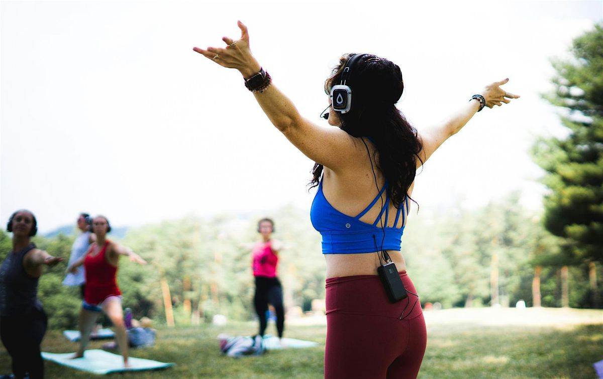 Dropsound Yoga - EDM Experience with Monica