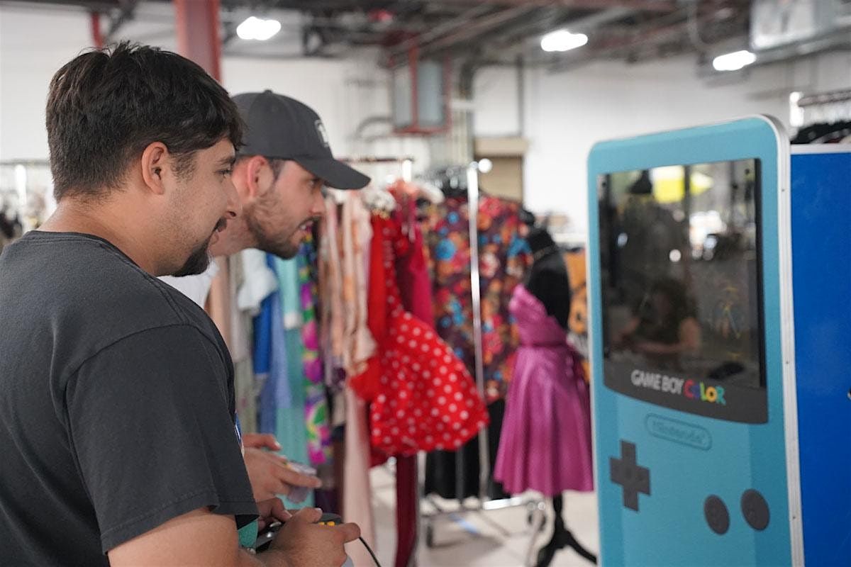 Pickers Playground INDOOR Vintage Market