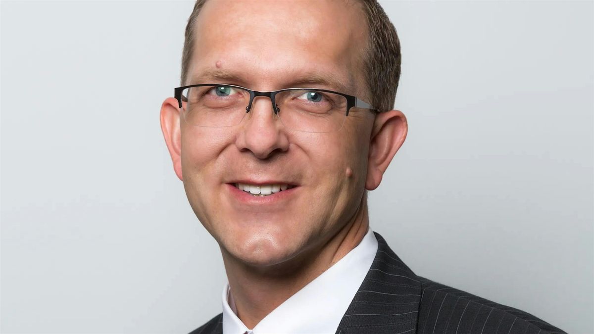 Business Luncheon w\/ Hoyt Skabelund, CEO, Banner Payson Medical Center