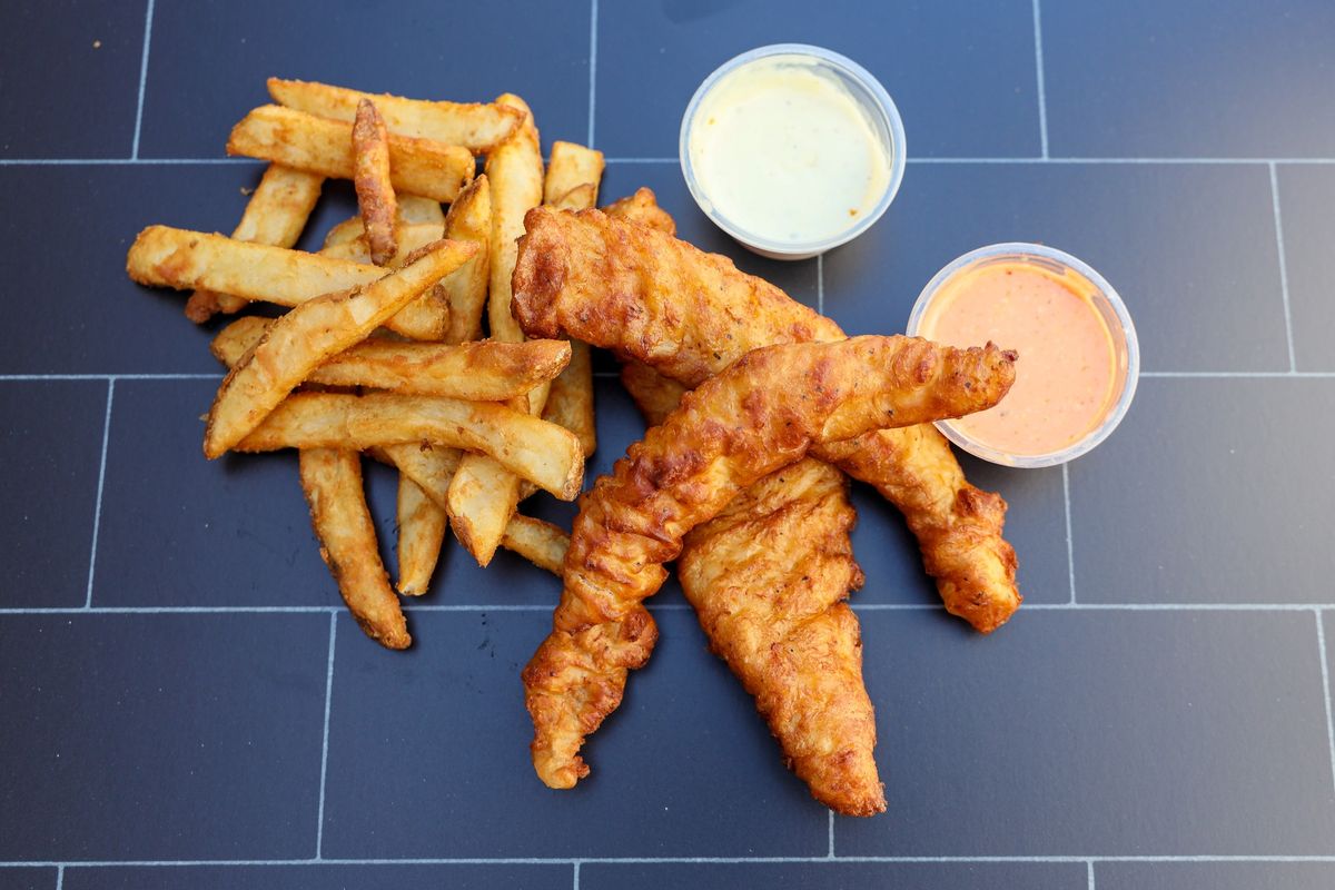 Belgrade, MT - On The Hook Fish and Chips