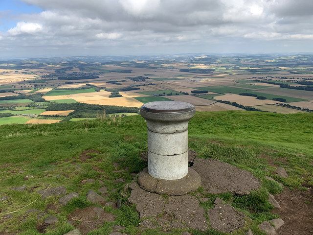 East Lomond and Maspie Den circular and Historic Falkland