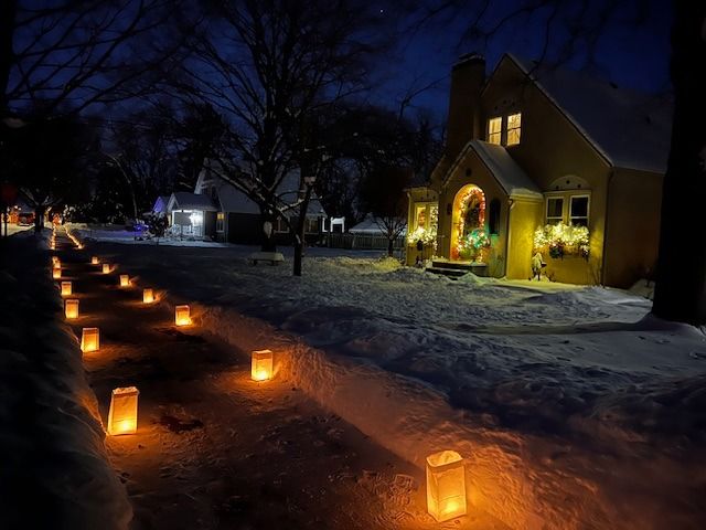 Christmas Eve Luminaries. Hosted by Hopkins East ANA