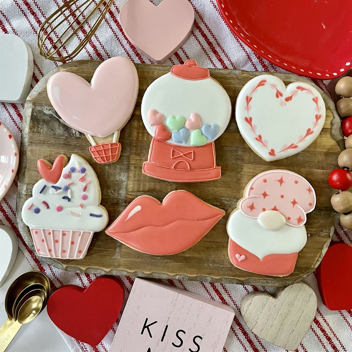 \u201c Be Mine\u201d Valentines Cookie Decorating!