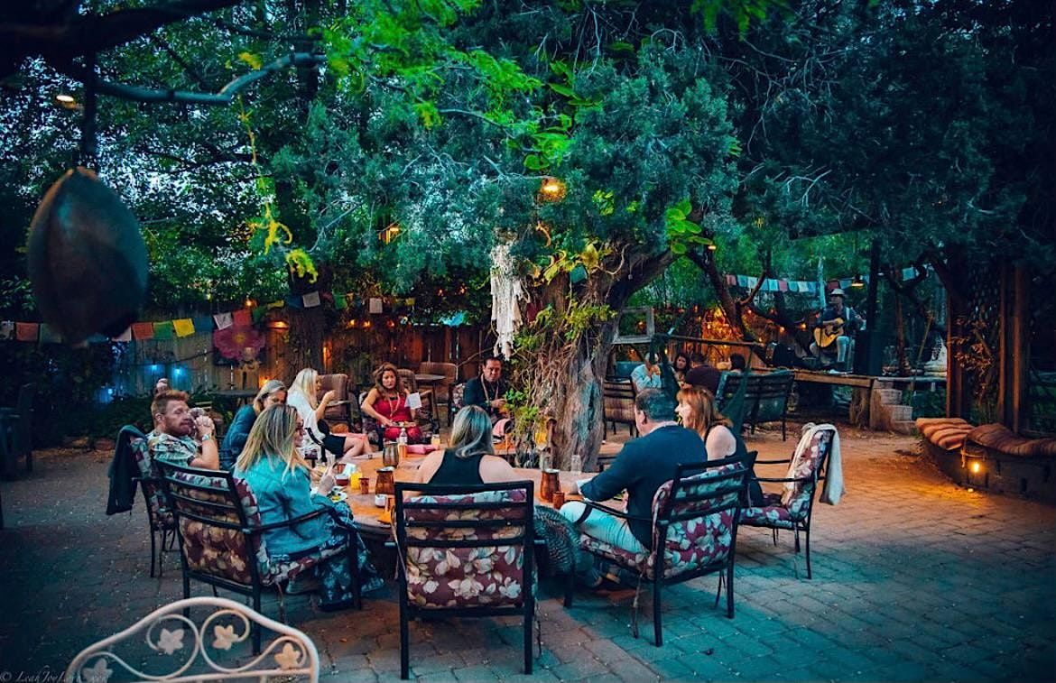 Kirtan with Abby and Liz at ChocolaTree