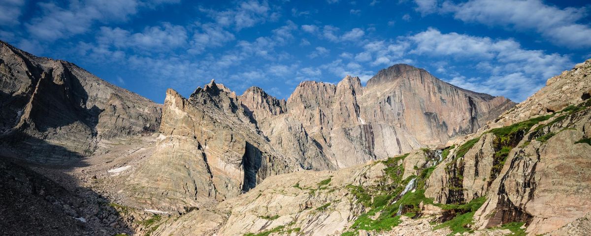 Parking Femmes of Rock
