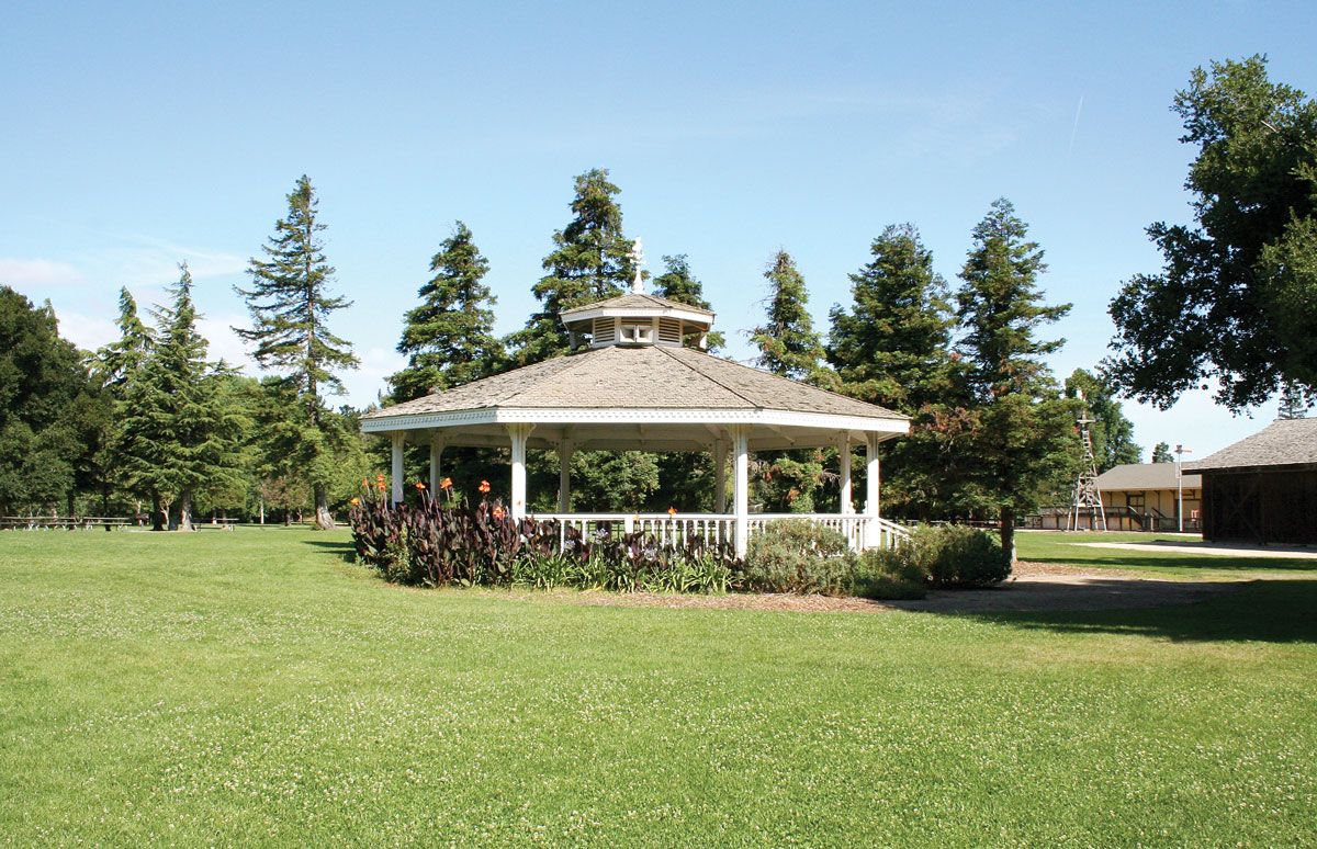 Parking Chris Lorenzo (16+)