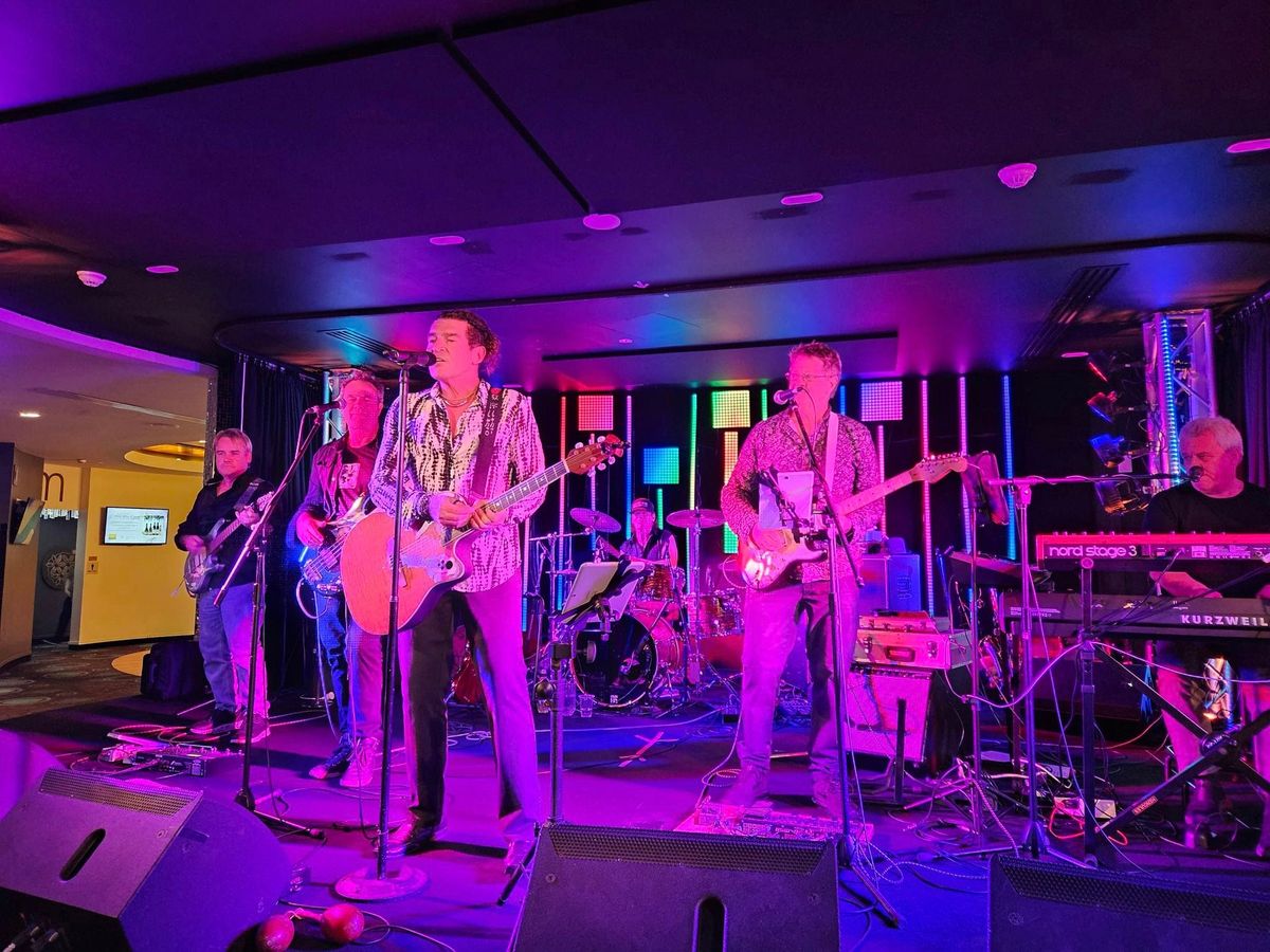 Off The Grid LIVE at Currumbin RSL!