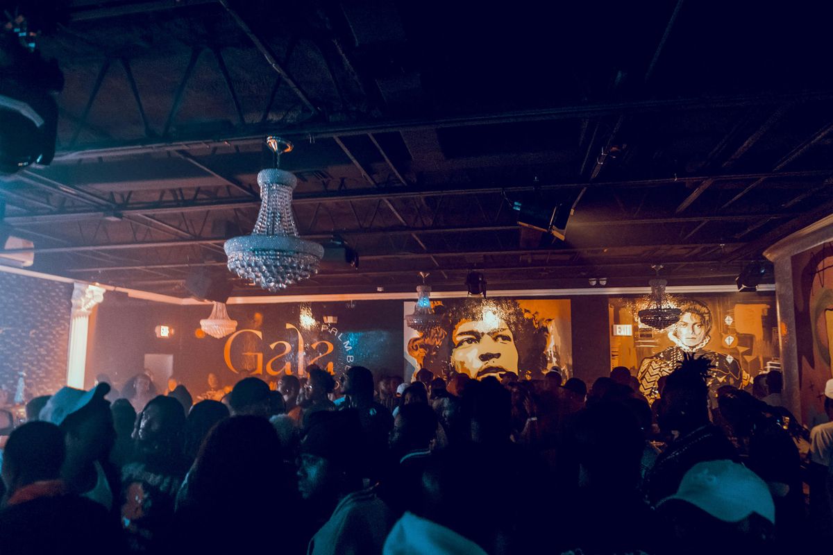 VAKAM  \u201cThe luxury party experience \u201c