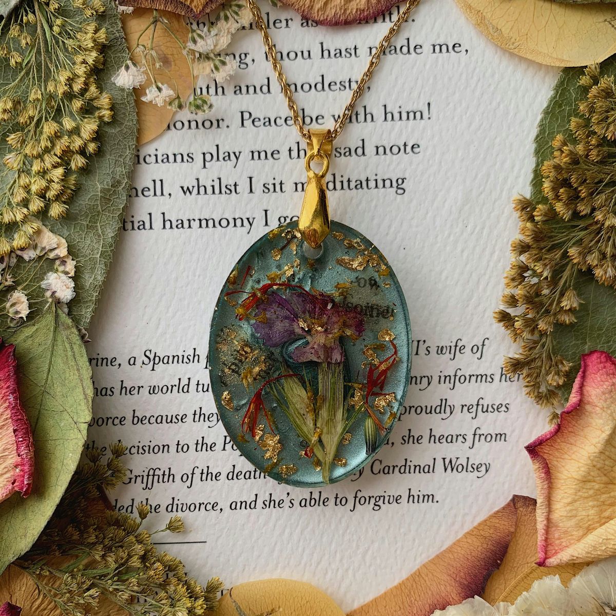 Floral Resin Jewelry Workshop
