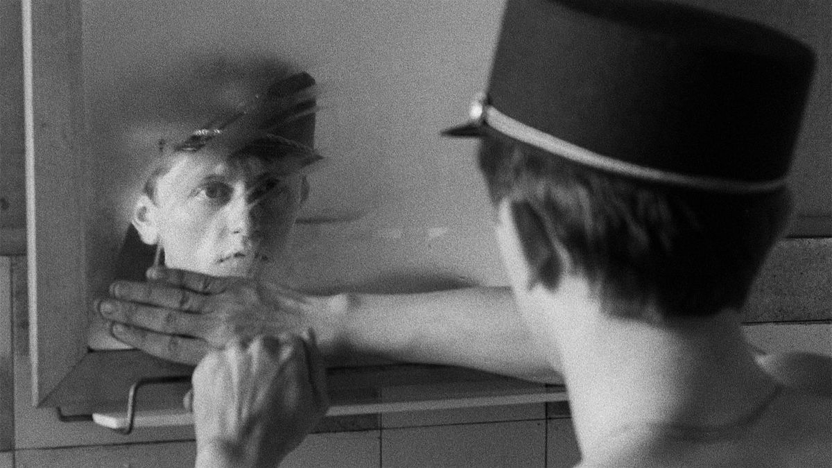 Closely Watched Trains (Ji\u0159\u00ed Menzel, 1966)